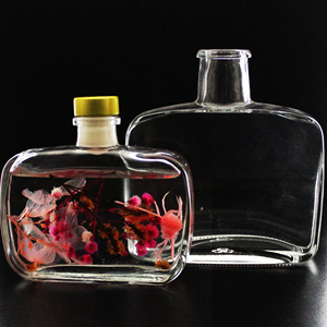 Bouteille en verre Super Flint de 100 ml pour la préparation de <span class=keywords><strong>café</strong></span> froid, <span class=keywords><strong>liqueur</strong></span> ou spiritueux, avec bec verseur étroit et bande de maintien en silicone - Product Image 5