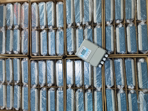 Medidor de flujo magnético remoto Salida <span class=keywords><strong>digital</strong></span> Transmisor de flujo electromagnético Convertidor EFM dividido con fuente de alimentación dual de 220V 24V - Product Image 3