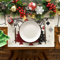Ensemble de 4 sets de table de Noël en polyester, motif arbre et flocon de neige, lavables, pour fêtes et décorations hivernales