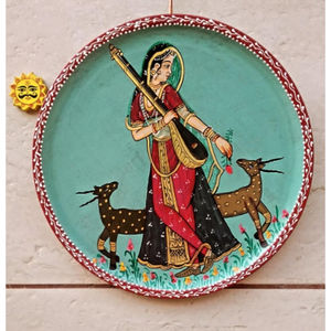Assiette murale légère / Art pour la maison Diwali, peinte à la main, d'inspiration folklorique indienne traditionnelle, design Art Déco écologique - Product Image 2