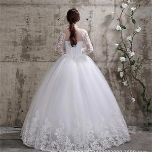 Nuovo Stile 2025 Abito da Sposa Floreale per Sposa Taglie Forti Abiti da Sposa Floreali da Sogno con Maniche Lunghe e Allacciatura Abiti da Ballo - Product Image 2