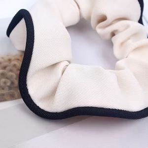 Chouchous simples couleur crème, style vintage français, pour femme - Product Image 4