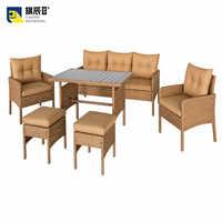 6-teiliges Gartenmöbel-Set aus PE-Rattan-Geflecht, 3-Sitzer-Sofa, 2 Sessel, 2 Ottomanen, Esstisch, braun