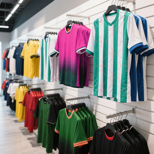 La Maglia da Calcio Maschile 25/26 Può Essere Personalizzata. È la Migliore Divisa da Calcio Maschile per l'Allenamento delle Squadre di Calcio - Product Image 2