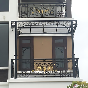 Balcon Juliet Designs Mains courantes d'extérieur de qualité supérieure Garde-corps en fer forgé de luxe Balustrade de pont et fer à repasser pour fenêtres - Product Image 5