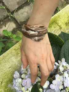 Auténticas pulseras de cuerno de búfalo, artesanía natural, joyería artesanal para mujer, diseño étnico atemporal y elegante para lucir. - Product Image 2