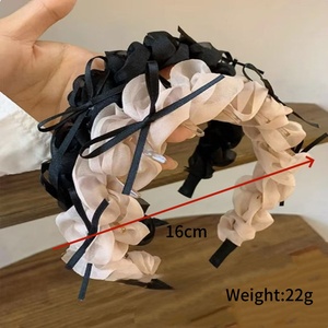 Serre-tête plissé élégant avec nœud large en maille douce antidérapant pour cheveux - Product Image 3