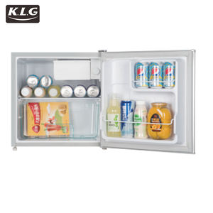 Mini réfrigérateur-congélateur portable électrique solaire à batterie à double porte et double compartiment de 250 L pour usage hôtelier - Product Image 4