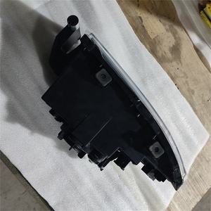 Luz Antiniebla <span class=keywords><strong>de</strong></span> Alta Calidad 812W25320-6001 para Piezas <span class=keywords><strong>de</strong></span> Sinotruk, Gran Venta - Product Image 4