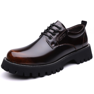 รองเท้าบูทมาร์ตินหนังแก้วผู้ชาย ส้นเตี้ย พื้นยาง แฟชั่นลำลอง ทันสมัย - Product Image 5