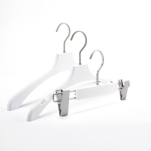 Gancio moderno tipo rettangolo di plastica multifunzione appendiabiti e pantaloni Rack di stoccaggio per soggiorno - Product Image 1