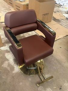 Sillón de Barbería Hidráulico Personalizable con Reposabrazos Dorados, Muebles de Salón - Product Image 6