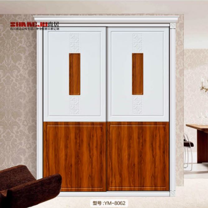 Lit escamotable Avec Armoire À Charnière Porte Simple