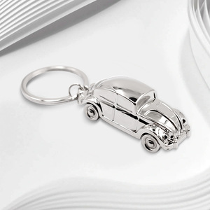 Porte-clés en alliage <span class=keywords><strong>de</strong></span> zinc personnalisé avec dessin animé pour modèle <span class=keywords><strong>de</strong></span> <span class=keywords><strong>voiture</strong></span> <span class=keywords><strong>de</strong></span> simulation Jeep, petite <span class=keywords><strong>voiture</strong></span> <span class=keywords><strong>ancienne</strong></span>, pendentif, cadeaux en gros - Product Image 2