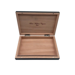 Caja de Cigarros de Madera Personalizada, Caja de Almacenamiento Rectangular de Madera de Cedro de 40 mm Resistente a la Humedad para Cigarros - Product Image 2
