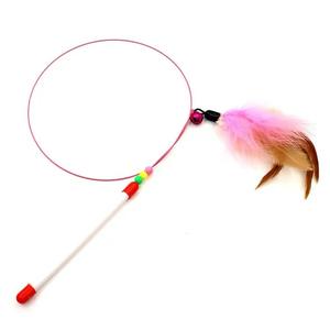 Milieuvriendelijke Plastic Kattenspeelgoedstick Met Staaldraad En Natuurlijk Veren Bel-Interactief Trainingsspeelgoed - Product Image 1