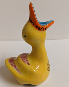 Entonnoir à oiseaux Pie Bird Funnel Vent par Angela Rogers Sunshine Bird, entonnoir à oiseaux jaune pour la cuisine - Product Image 3