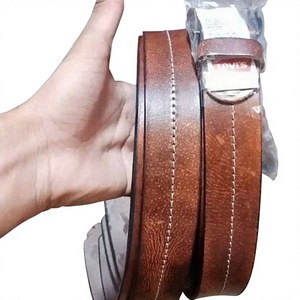 Cinturón de Cuero Vacuno con Hebilla de Calavera, Estilo Vintage, Resistente al Agua y Ecológico, para Hombre, de BS INTERNATIONAL Natural Crafts - Product Image 1
