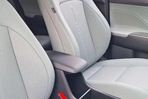 Super Performance Used car 2024 HyundaiS <span class=keywords><strong>Kona</strong></span> 1,6 T-GDI Platinum 4WD DCT SUV listo para usar, sin accidentes listo para enviar a todo el mundo - Product Image 2