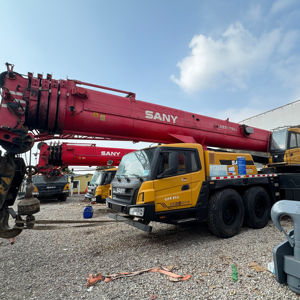 Grue mobile sur camion Sany d'occasion de 80 tonnes à prix avantageux avec garantie - Product Image 1