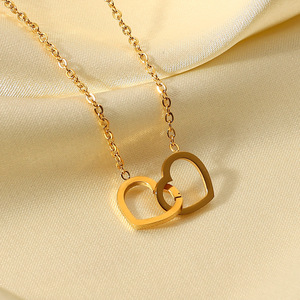 Collar con colgante de acero inoxidable de nuevo amor a la moda, diseñ<span class=keywords><strong>o</strong></span> de doble amor, collar de joyería impermeable recubierto de Pvd de 18K - Product Image 3