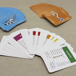 Carte da <span class=keywords><strong>Gioco</strong></span> Personalizzate Ecologiche in Carta con Angoli Arrotondati, Finitura Verniciata, Logo Personalizzato, Confezione Portatile per Giochi di Carte - Product Image 1