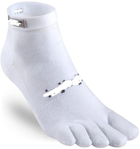 कस्टम थोक Mens ग्रे मिनी क्रू Coolmax पांच उंगली विभाजन पैर की अंगुली मोजे - Product Image 5