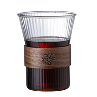 Elegante Gerippte Glas-Tasse mit 300ml Fassungsvermögen und Abnehmbarer Holz-Wärmeisolierhülle für Kaffee, Tee, Haushalt und Geschenke