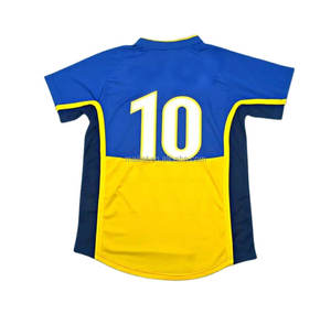 Camiseta de fútbol clásica retro Premium ajuste cómodo para atletas jóvenes y fanáticos con diseño de fútbol de los equipos de la <span class=keywords><strong>historia</strong></span> - Product Image 4