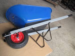 Carrinho de Mão de Aço Resistente ao UV para Uso Externo com Capacidade de Carga de 200kg e Capacidade de Água de 120L - Product Image 2