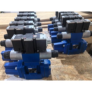 Vanne directionnelle proportionnelle Rexroth 4WRZE10W8-85-73/6EG24N9EK31/F1D3V Vanne hydraulique de commande industrielle - Product Image 2