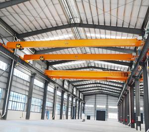 Technologie de pointe pour une gestion fiable et précise du poids dans les opérations industrielles avec la grue à portique moderne. - Product Image 3