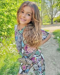 Ensemble 2 pièces pour petites filles : Vêtements de boutique pour enfants motif peau de serpent, short cycliste et tenue pour petites filles - Product Image 3