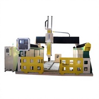 Routeur CNC 4 axes haute rigidité en fibre de verre GRP pour bateaux et yachts de grande taille Rongchi avec moteur Yaskawa et contrôle Richauto Single Syntec