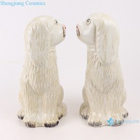 Sculpture de chien en céramique blanche RZTi01, chien Staffordshire en porcelaine