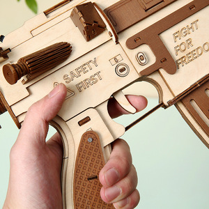 Puzzle 3D Luminoso Dolay <span class=keywords><strong>Laputa</strong></span> - Giocattolo Educativo in Legno Assemblabile Fai-da-Te con Decorazione 3D a Forma di Pistola per Età 14+ - Product Image 5