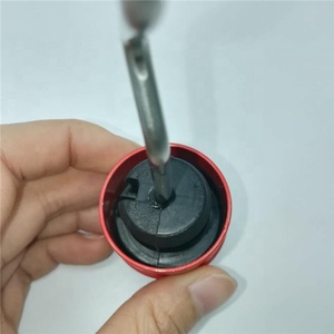 22U-26-21920 22U-26-21460 Bouchon de réservoir d'huile et de carburant pour excavatrice PC270-8 PC200-8 PC220-8 CAP - Product Image 4