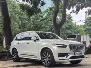 2020 pour <span class=keywords><strong>Volvo</strong></span> <span class=keywords><strong>XC90</strong></span> T6 Smart Luxury Edition 7 places SUV de luxe d'occasion - Product Image 3