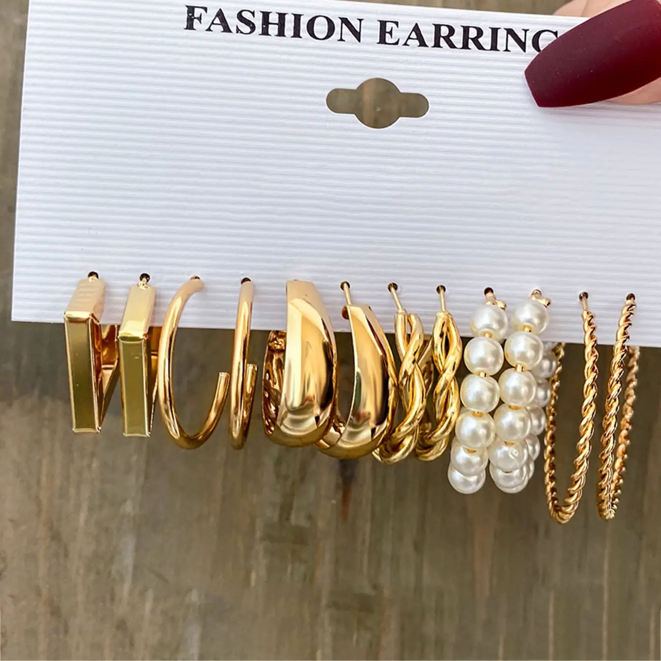 1 Fashion 6-Piece Gold Silvery Star Heart Butterfly Women's Hoop Earring Set Vintage Pearl Geometric Stud Earrings