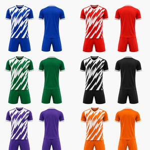 Uniforme de Fútbol Personalizado OEM ODM, Conjunto de Equipación Deportiva Sublimada con Logotipo, Nombre y Número, Secado Rápido - Product Image 4