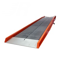 Rampes de chargement hydrauliques mobiles en acier au carbone certifiées CE, utilisées dans la logistique, l'entreposage, les conteneurs et autres industries