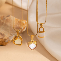 Collier pendentif en forme de cœur en acier inoxydable plaqué or 18 carats pour femmes, bijoux minimalistes avec chaîne à breloques