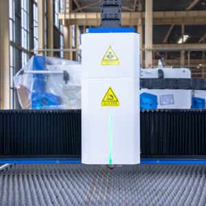 Machine de découpe laser à fibre à table unique ADH <span class=keywords><strong>ULF</strong></span> 1500w 3000*1500mm - Product Image 6