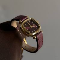 Montre-bracelet élégante pour femme en cuir bordeaux vintage, boîtier doré, cadran multi-formes, mouvement à quartz, luxe léger, Reloj