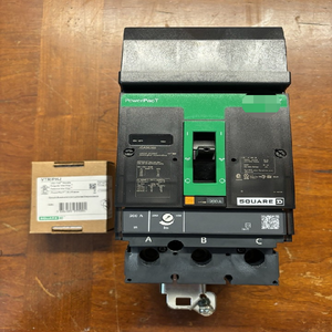 وحدة تحكم برمجية PLC طراز JGA36200 قاطع دائرة كهربائية - Product Image 1