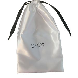 Sac d'emballage de luxe en satin pour perruque 40*30 cm avec logo personnalisé, cordon de serrage en soie biodégradable 10*4 pouces pour emballage cadeau - Product Image 1