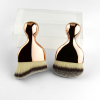 Brosse à Blush à fond de teint unique, poils synthétiques doux en forme de S, maquillage court, brosse à poudre libre, brosses végétaliennes