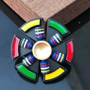 Nuevo DISEÑO DE TIMÓN Metal <span class=keywords><strong>Fidget</strong></span> Spinners Juguetes Doble capa Dedo Aleación de zinc Colorido Mano <span class=keywords><strong>Spinner</strong></span> Metal Mano <span class=keywords><strong>Fidget</strong></span> <span class=keywords><strong>Spinner</strong></span> - Product Image 2
