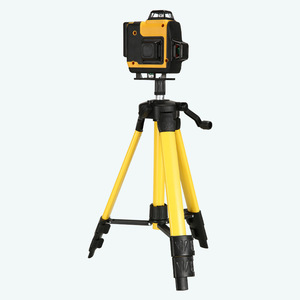 Niveau laser rotatif 360° à 16 lignes vertes numérique 4D, auto-nivelant avec trépied et bâton - Product Image 2