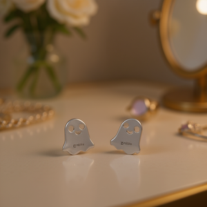 Pendientes de tuerca con diseño de fantasma de dibujos animados Dv3.8s, aleación de oro blanco, joyería de moda unisex linda - Product Image 2